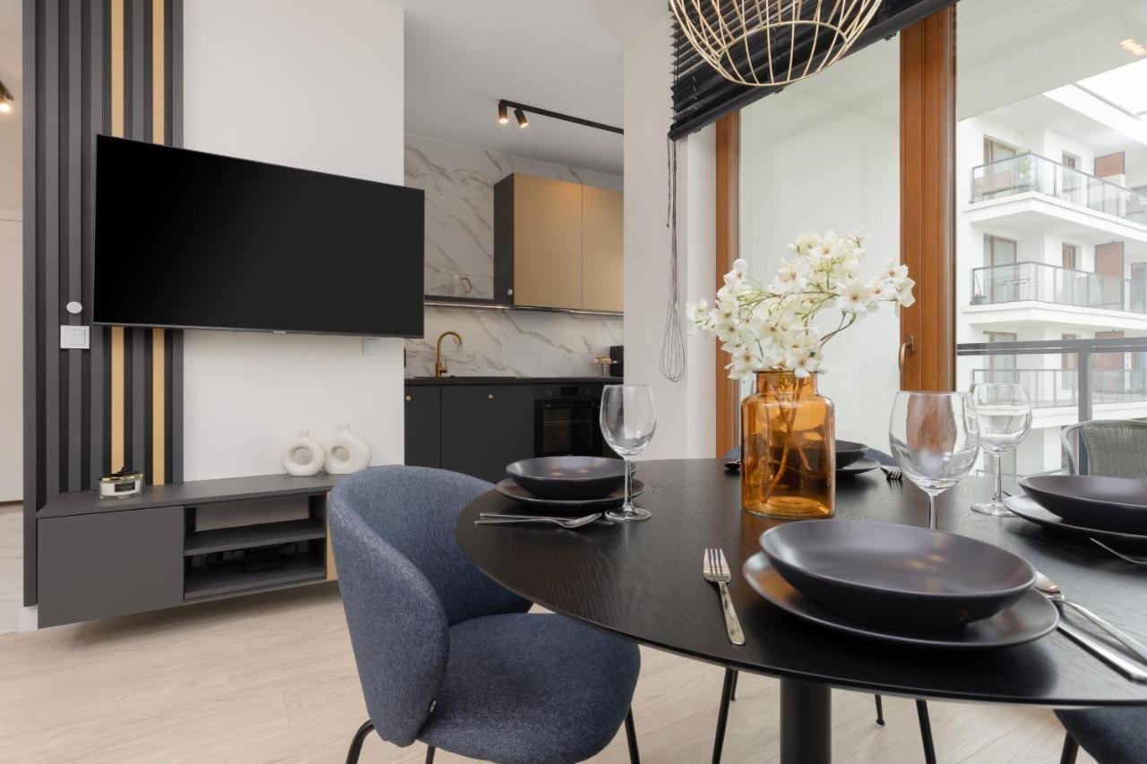 Leilighet Pozytywny Mokotow With Balcony By Renters Warszawa