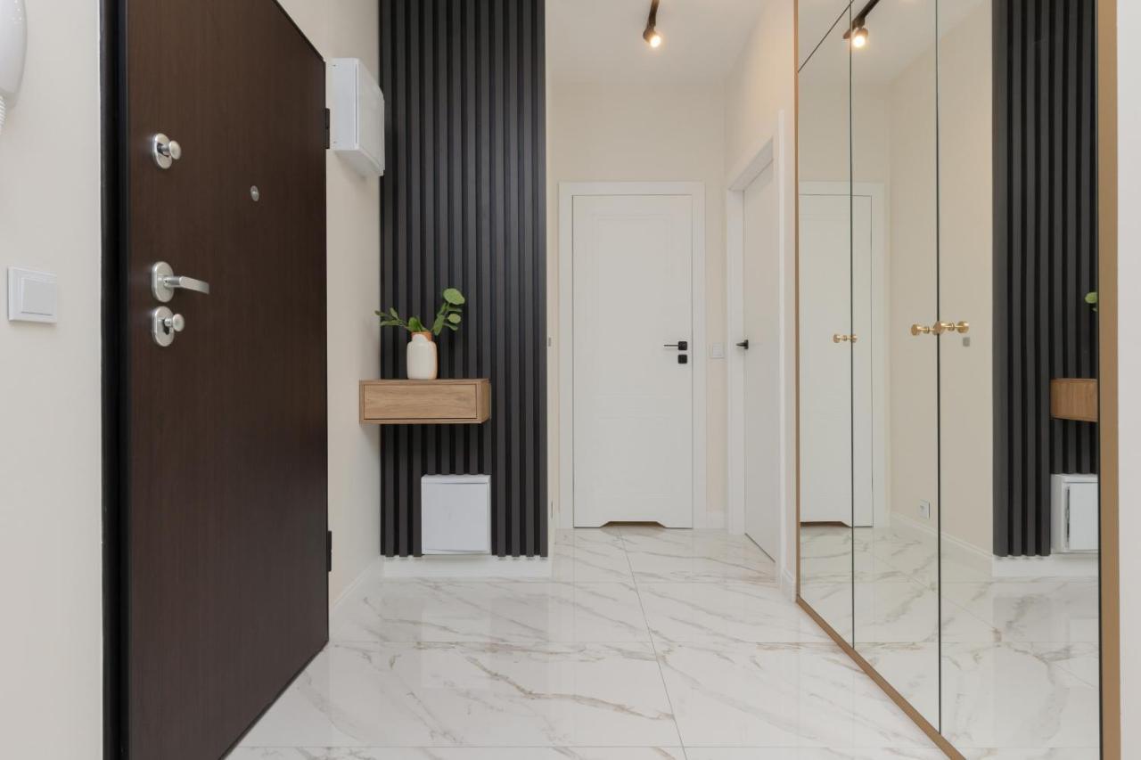 Pozytywny Mokotow With Balcony By Renters Leilighet *