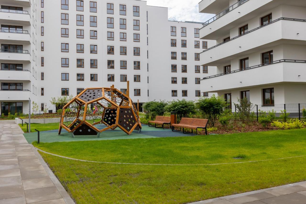 Pozytywny Mokotow With Balcony By Renters Leilighet Warszawa
